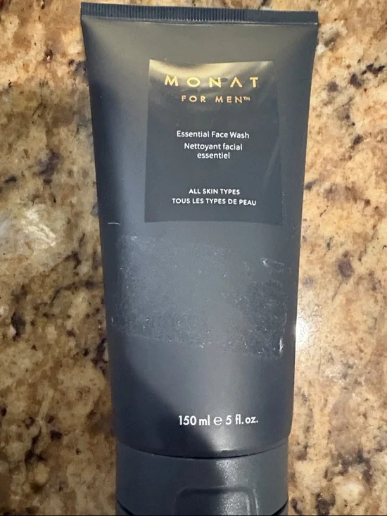 MONAT For Men Essential Face‎ Wash - Black