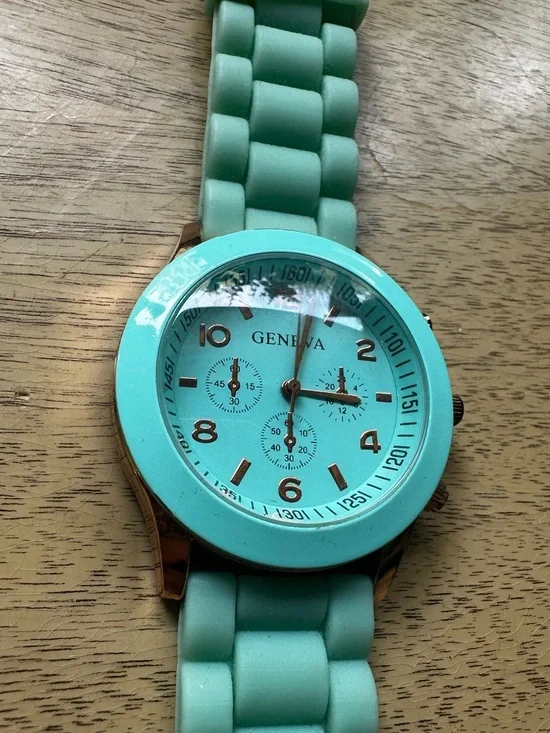 Geneva Mint Green Silicone Strap Women’s Watch