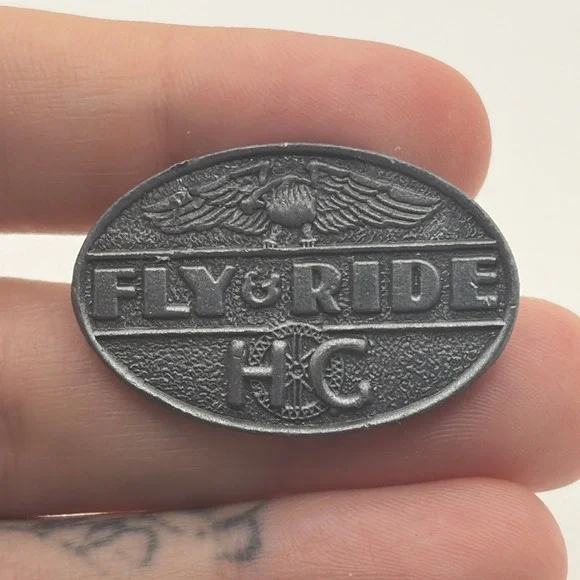 Harley Owners Group HOG Fly & Ride Silver Tone Motorcycles Eagle Lapel Hat Pin