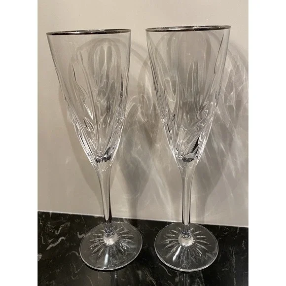 Set of 2 Vintage Lead Crystal Flute Glasses Mikasa Dune Grass Platinum Rim 8.5