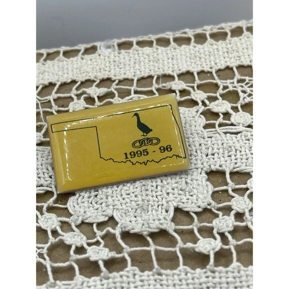 Vintage Independent Order of The Odd Fellows FLT Lapel‎ Pin Oklahoma
