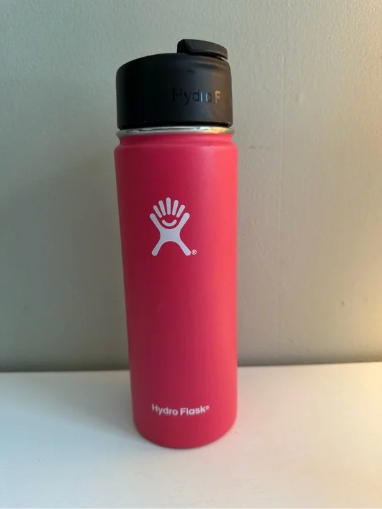 Hydro Flask Pink Bottle with Black Flip Lid 20oz
