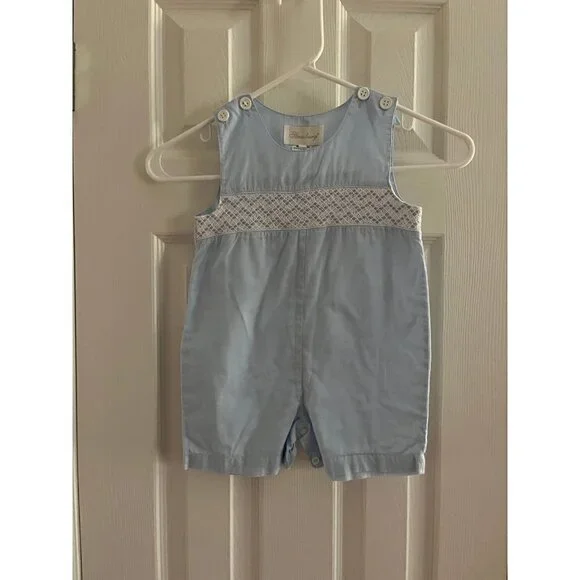 Strasburg Baby outfit