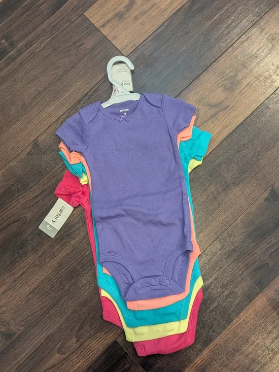 NWT Carter's Bright Shortsleeve Bodysuits (Multi-Pack)