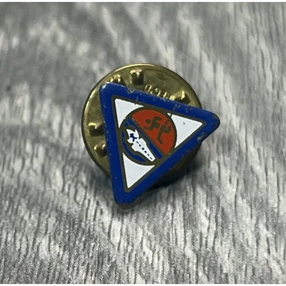 Vintage BSA Boy Scouts Pin Olympic Torch Runner Gold Tone Enamel Lapel Badge