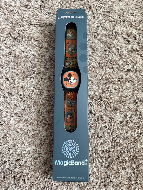 DISNEY PARKS MAGICBAND+ LIMITED RELEASE 2025 MICKEY MOUSE AND FRIENDS HALLOWEEN
