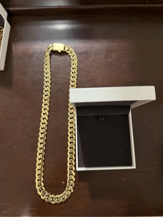 14k Gold plated Cuban Link Chain Necklace