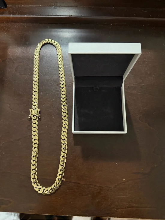 14k Gold plated Cuban Link Chain with fancy clasp