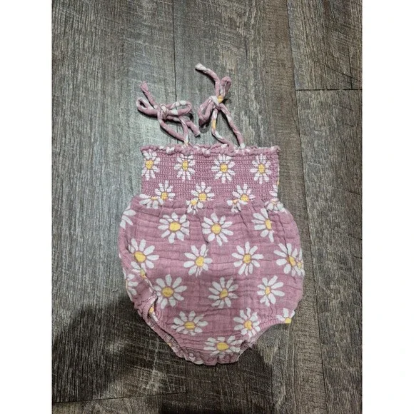 Angel dear bubble romper size 3-6 months