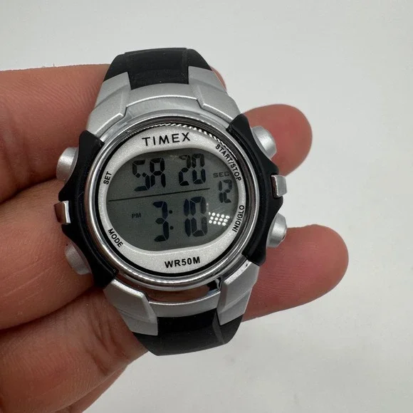 Timex‎ Digital Sports Watch Silver Black Resin Strap Indiglo WR50M TW5M61300