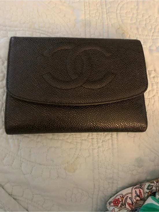 CHANEL Black Pebbled Caviar Leather CC Flap Wallet
