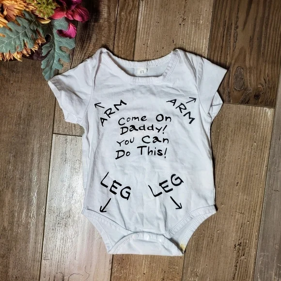 Baby One Piece Onesie Bodysuit Size 0-3M White & Black