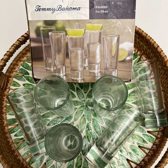 Tommy Bahama‎ Transparent Shot Glass Collection