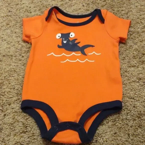 Lullaby 6-9 mo onesie with hammerhead shark, orange with navy trim snap crotch‎