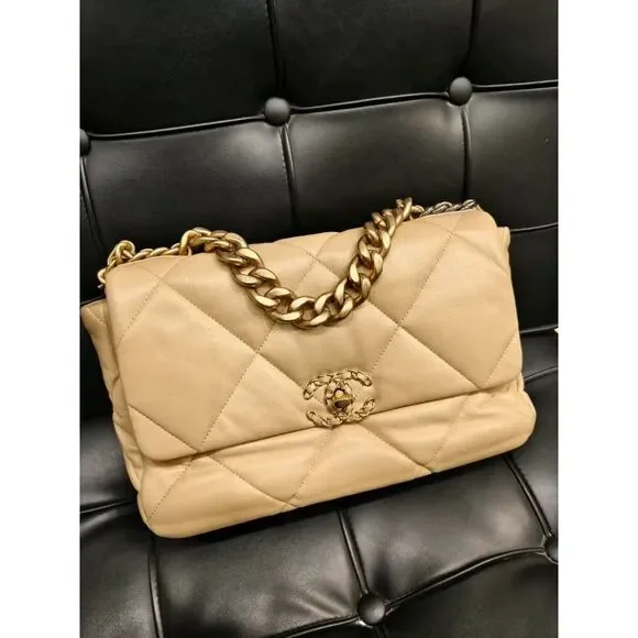 Chanel Women Pre-Loved Bag Very Good Condition