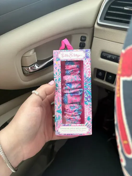 NWT Lilly Pulitzer Scrunchie Apple Watch Band 