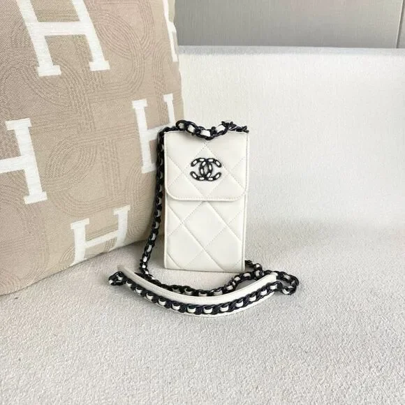 Chanel Women Pre-Loved Bag Very Good Condition
