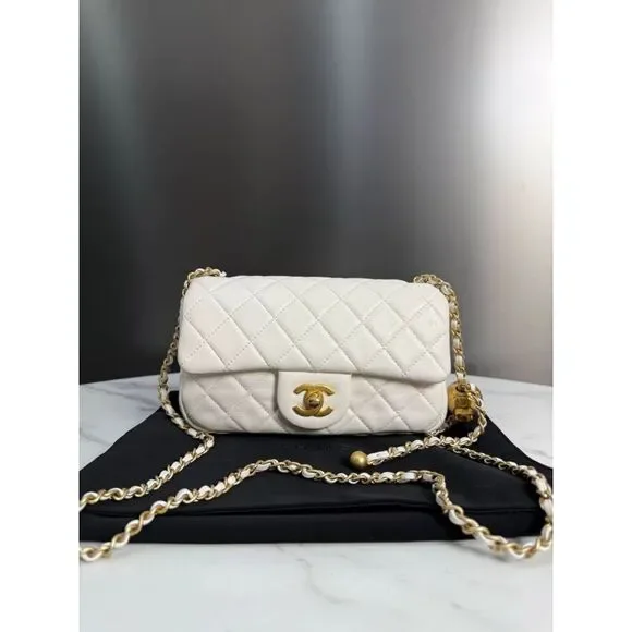 Chanel Women Pre-Loved Bag Very Good Condition