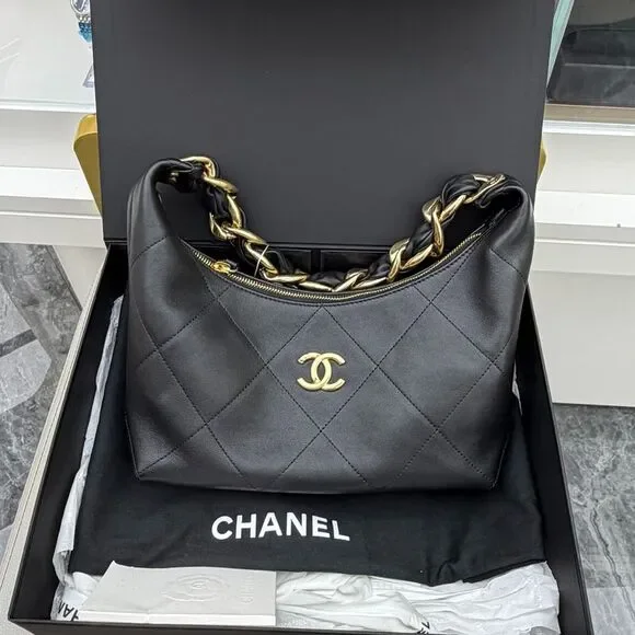 Chanel Women Pre-Loved Bag Very Good Condition