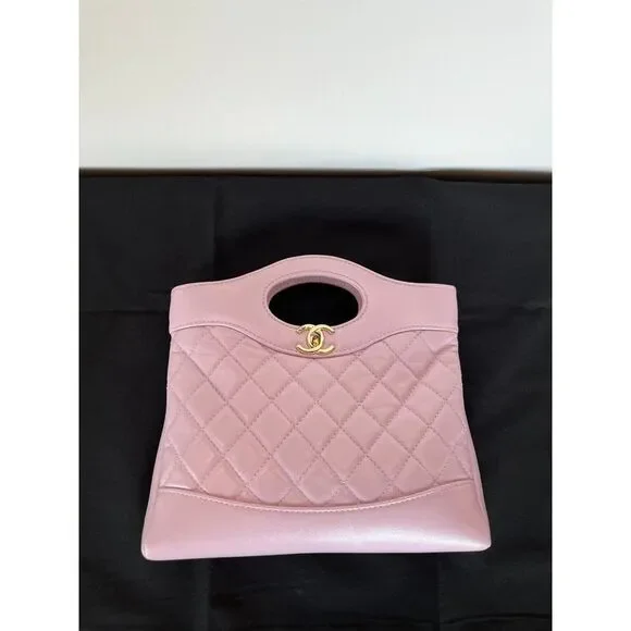 Chanel Women Pre-Loved Bag Very Good Condition