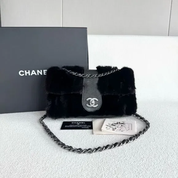 Chanel Women Pre-Loved Bag Very Good Condition