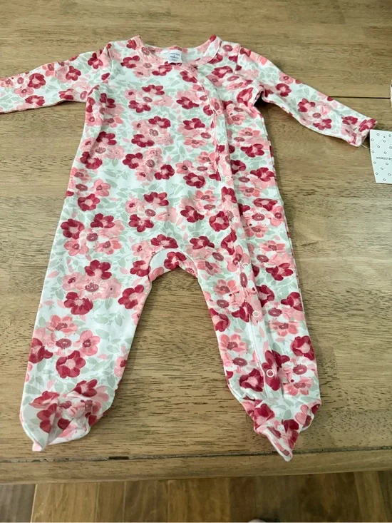 NWT 3M footie