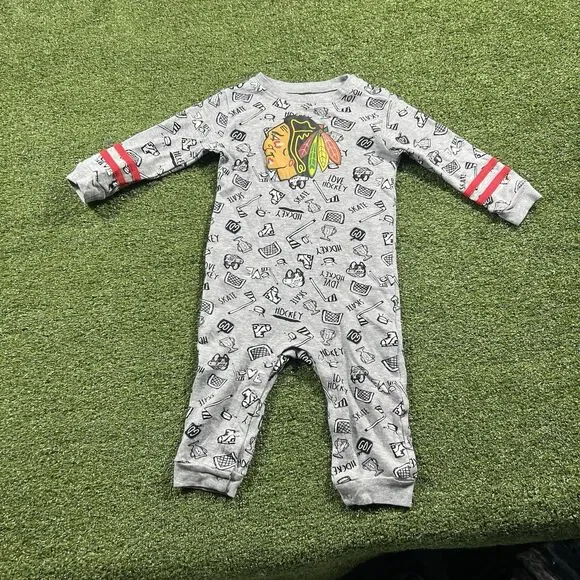 Chicago Blackhawks Infant All-Over Print Hockey Long Sleeve Romper Size 18M