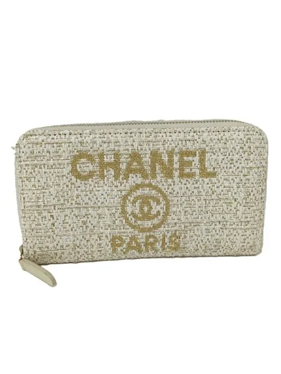 Chanel Round Fastener Wallet Deauville Tweed White 27 8 Digits