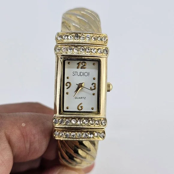 Studio Cuff‎ Watch Women 19MM White Dial Gold Bracelet Bands 5.5