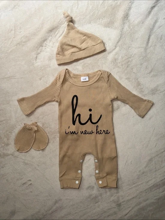 New Tan Baby Onesie Hat and Mitts- Hi I’m New Here