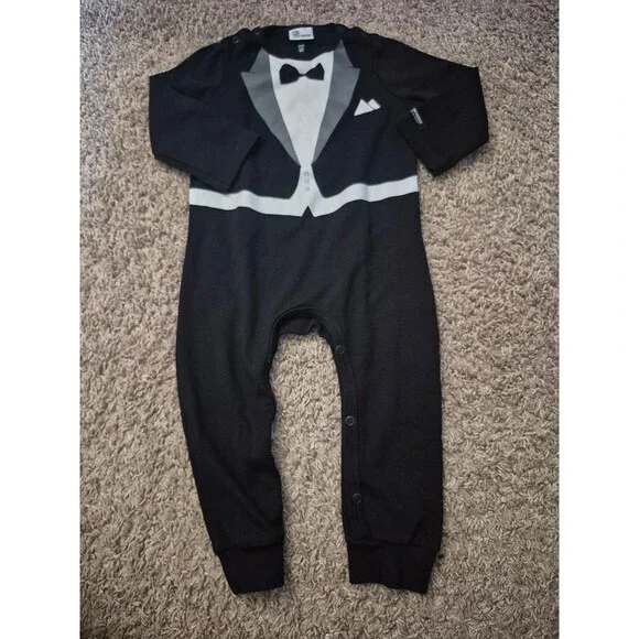 The tiny universe tiny tuxedo size 12 months