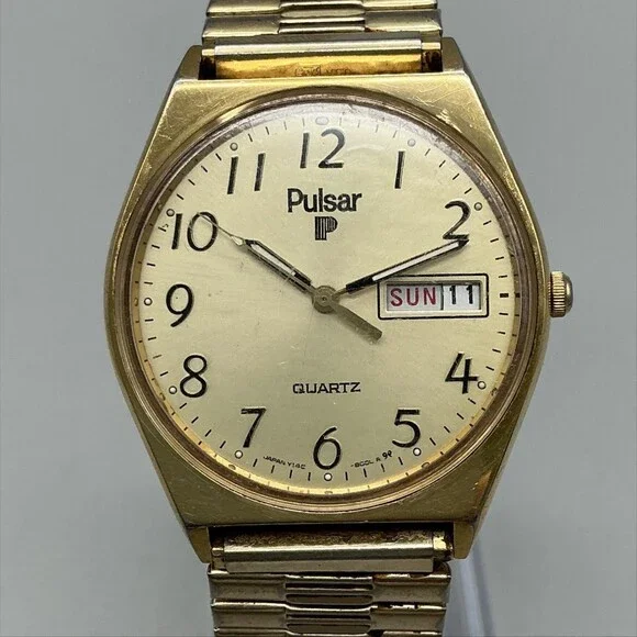 Vintage Pulsar Mens Watch 34mm Gold Tone Day Date H148-8009 Stretch New Battery