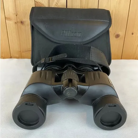 Nikon Action EX Binoculars 7x35, Waterproof - Black w/ Case
