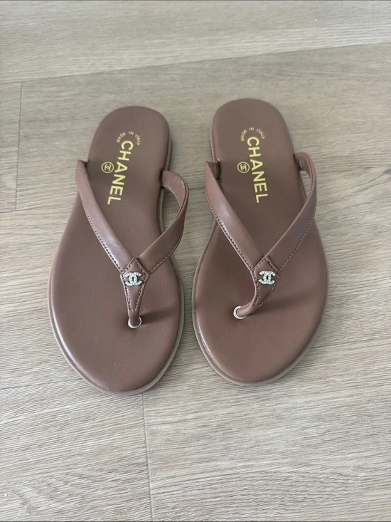 CHANEL Brown Leather Logo Thong Sandals