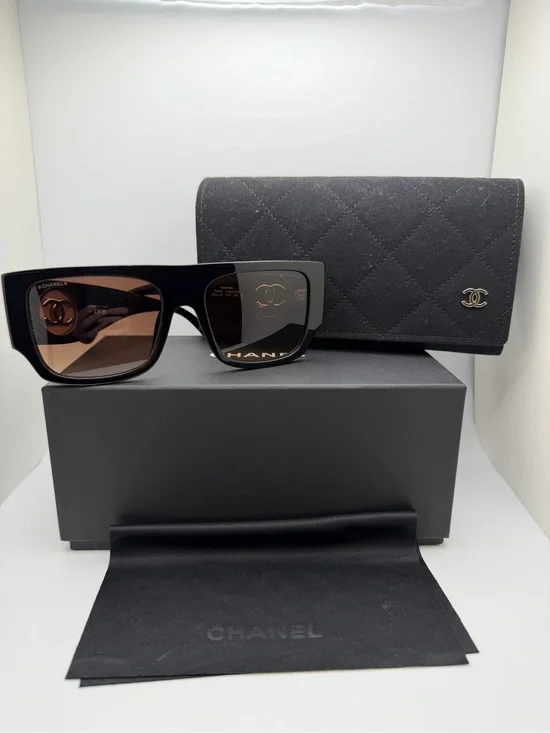 CHANEL Sunglasses Black 5549 C622/S5 Womens 55mm Square Brown Lens Gold CC