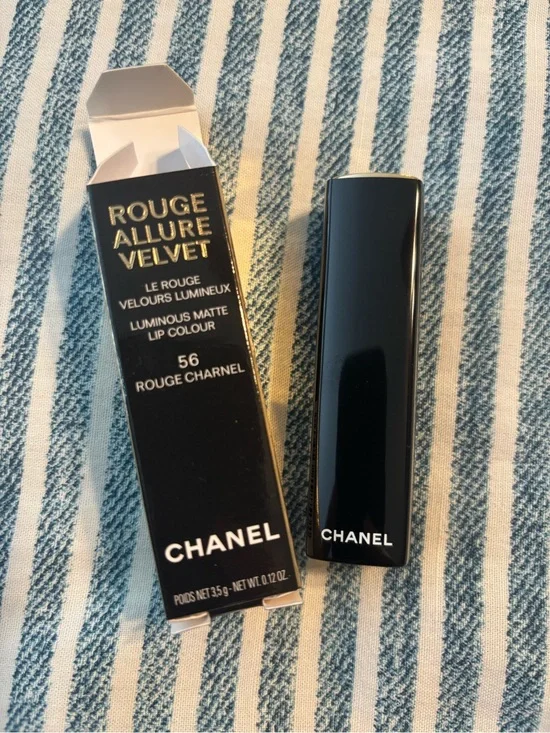 CHANEL Rouge Allure Luminous Matte Lip  Color: 56 Rouge Chanel Intense fire red