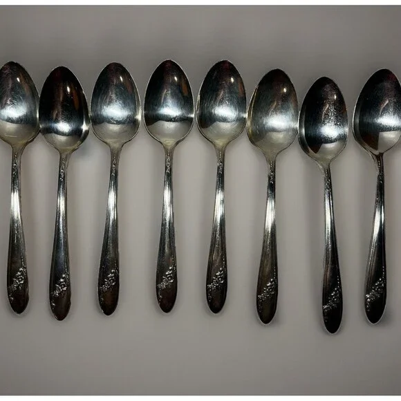 Lot of 8 Vintage Oneida Community TUDOR PLATE 6