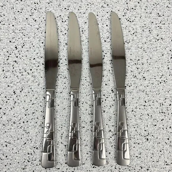 Oneida QUADRATIC Lot of 4 Table‎ Knives Replacements Stainless Steel Flatware