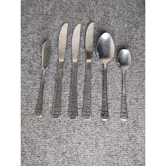 INTERPUR 6 Piece Stainless Steel Flatware FLORENZ Floral Fleur De Lis‎ -  Korea