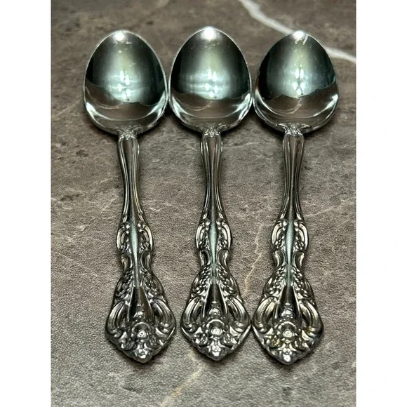 Oneida Michelangelo Teaspoons Set of 3 Community Stainless Steel Glossy Floral