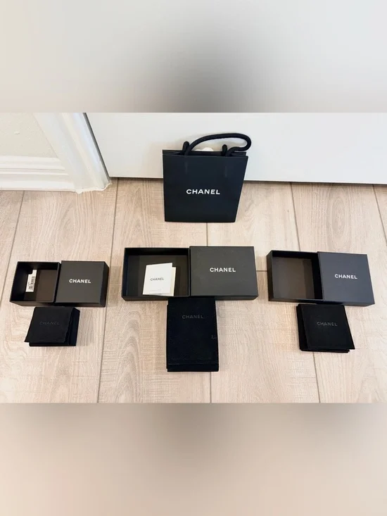 Authentic CHANEL 7 PIECES Bundle: 3 Jewelry Boxes + 3 Velvet Pouches