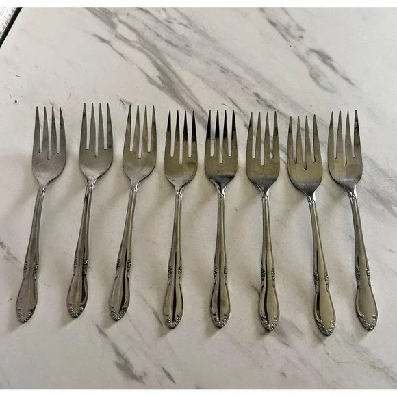 Vintage Oneida Stainless Steel Chateau Flatware Salad Forks Floral Set of 8 BxA