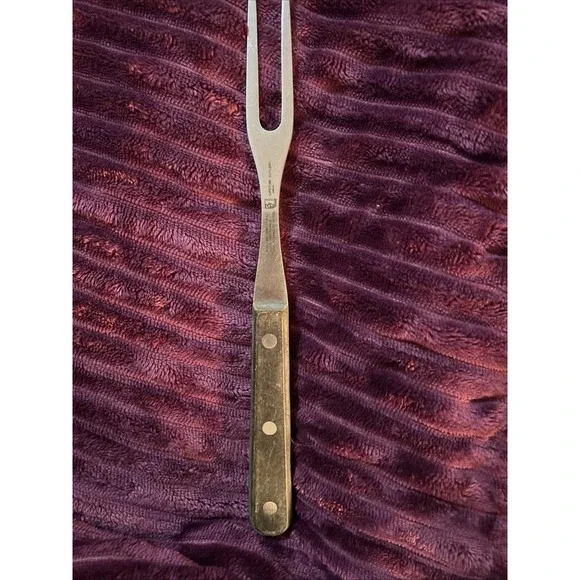 Vintage  L.C. GERMAIN - LIFETIME CUTLERY *** Carving Fork JAPAN 10.75