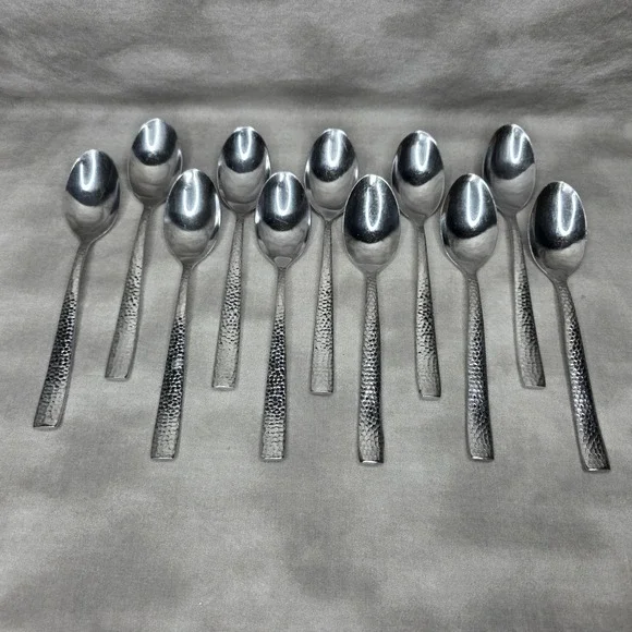 (X11) Hammered Stainless Dinner Spoons 7 5/8
