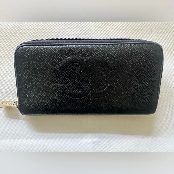 Chanel Caviar Zip Around Wallet