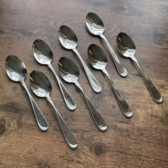 Oneida USA Flight Reliance Dinner Place Oval Soup Spoon Set of 8 Stainless Steel