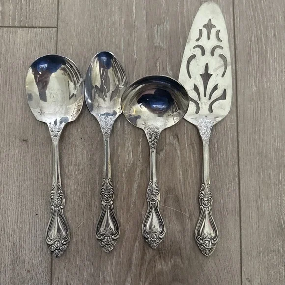 Stanley Roberts SRB269 Stainless Korea Serving Set Of 4 Korea‎