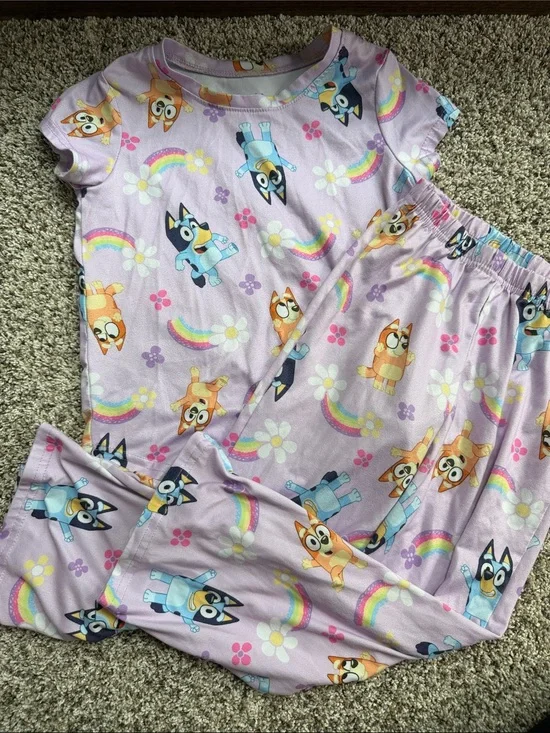 Girls Lavender Bluey & Bingo Short Sleeve Pajama Set size 6