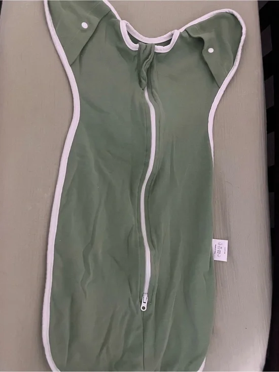 Unbranded green sleep sack