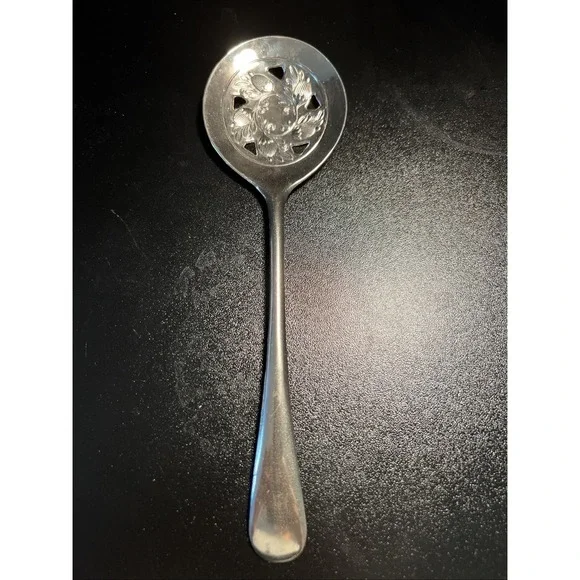 Beautiful Vintage  Leonard Silverplated Made in Italy Serving Spoon Acorn Design